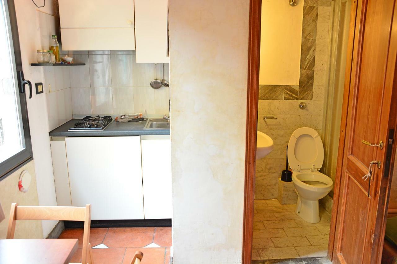 Alessandro'S Small Apartment Florenz Exterior foto